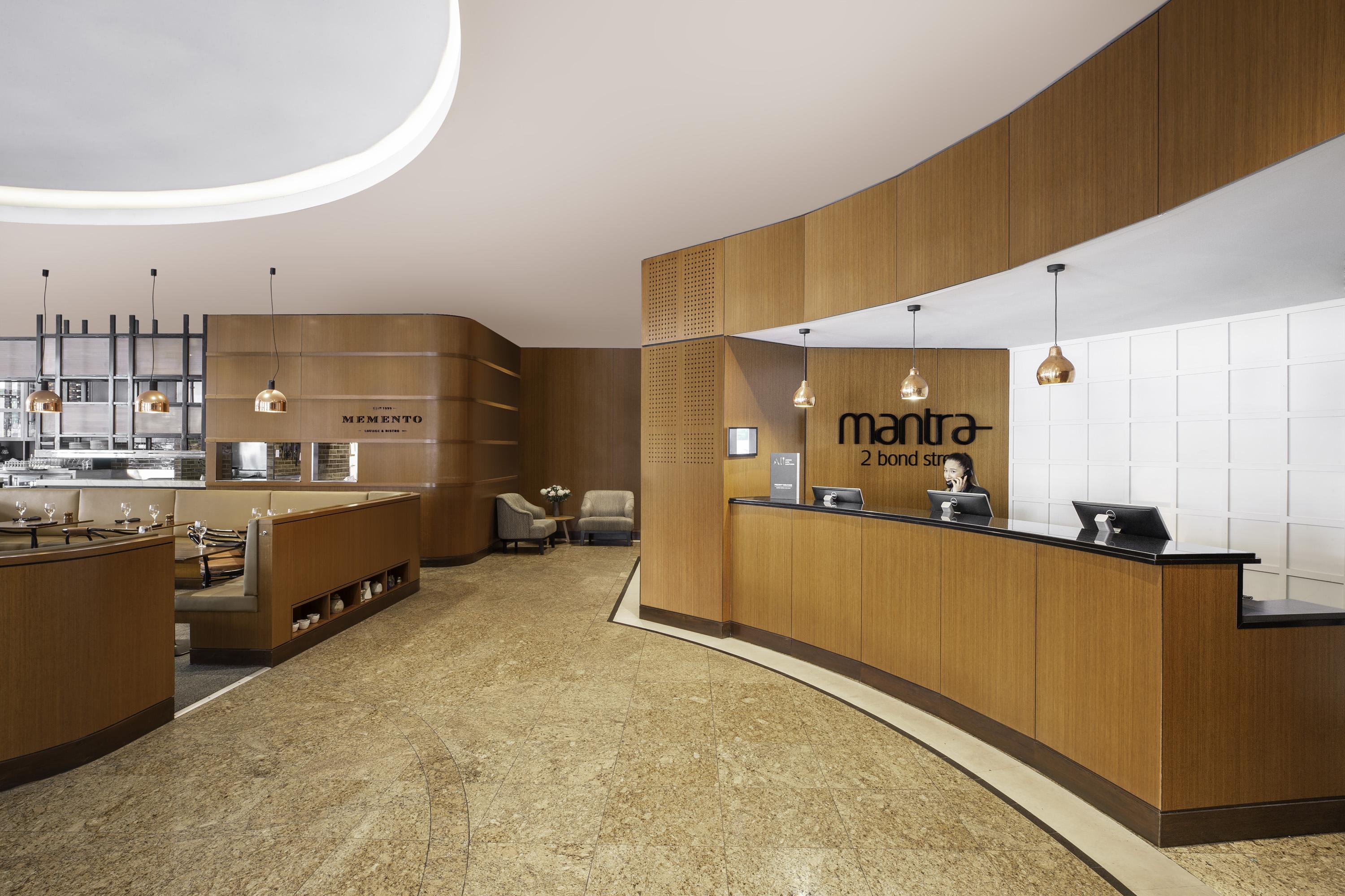 Mantra 2 Bond Street Aparthotel Sydney Exterior photo