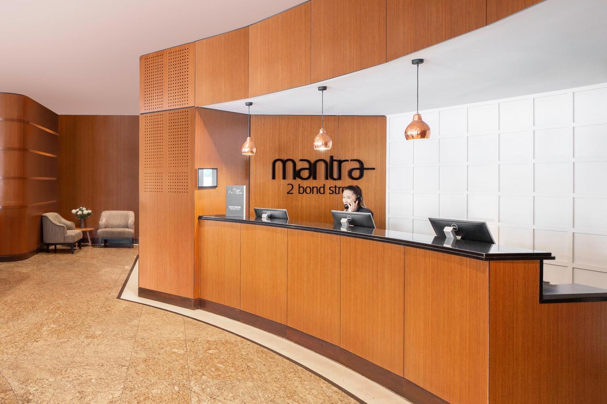 Mantra 2 Bond Street Aparthotel Sydney Exterior photo