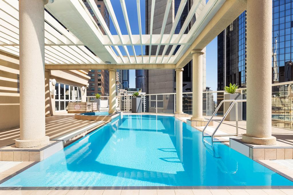 Mantra 2 Bond Street Aparthotel Sydney Exterior photo