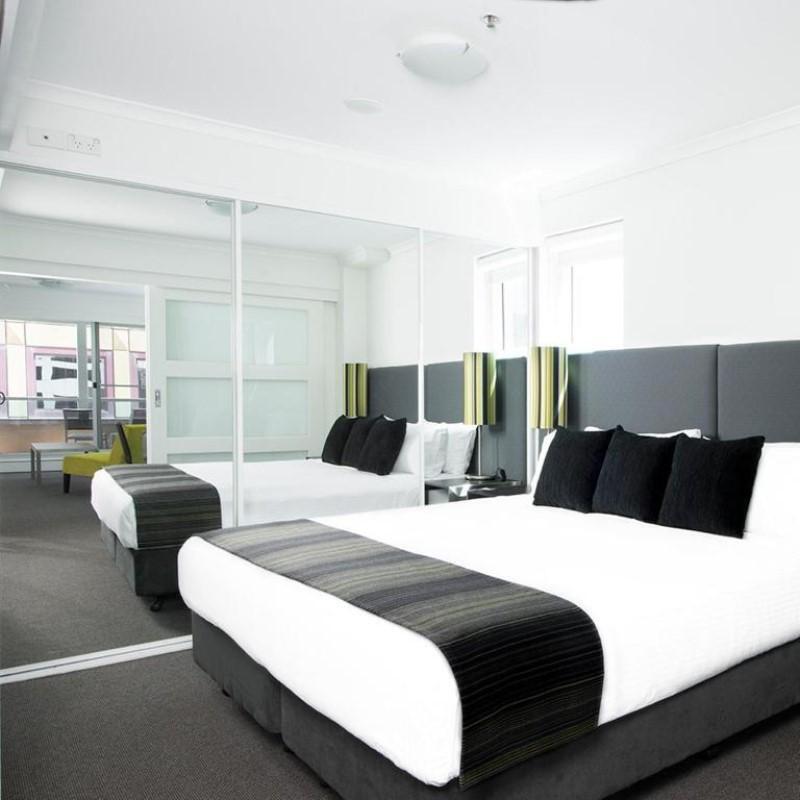 Mantra 2 Bond Street Aparthotel Sydney Exterior photo